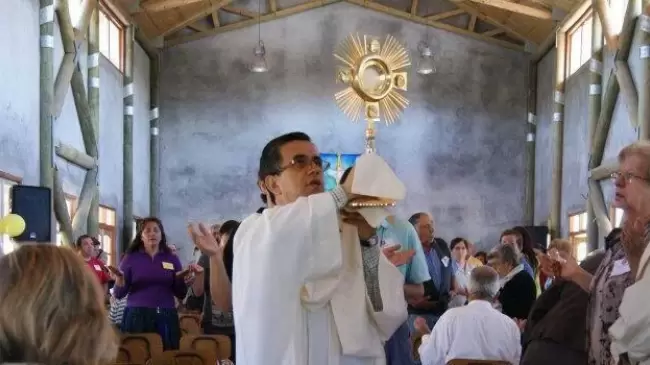 padre_luis_escobar
