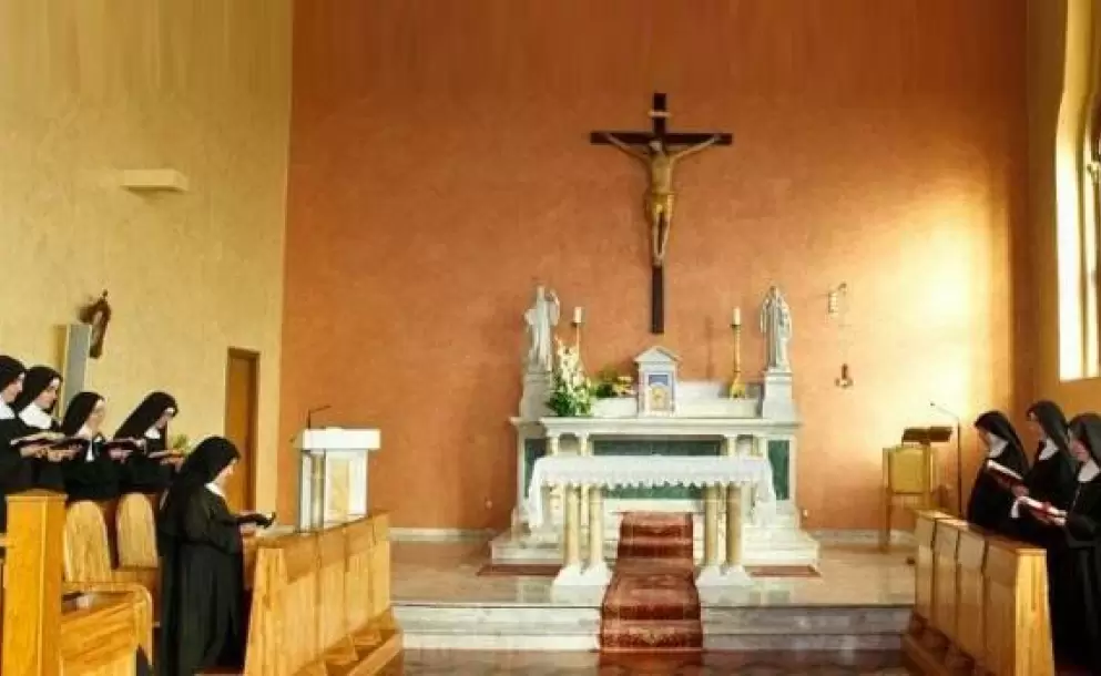 fermo