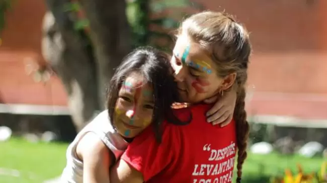 Vibrante testimonio en video de una joven misionera espaola: Yo le hice caso al Papa