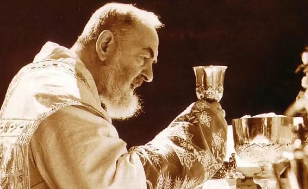 El encuentro con padre Pío inició la conversión de un destacado masón italiano que combatía a la Iglesia