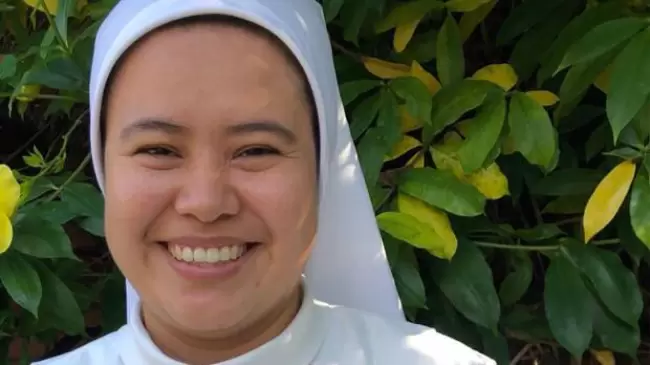 Mientras rezaba el Santo Rosario escuch el llamado de Cristo. Profes votos perpetuos el 8 de diciembre