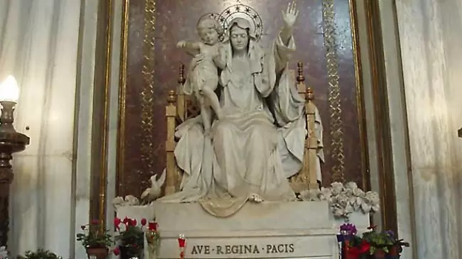 El Papa convoca para el 31 de mayo a rezar un Rosario por la Paz en Ucrania. Invoca la mediacin de Mara Reina de la Paz