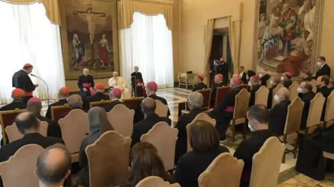 El Papa llama al anuncio del Evangelio de la paz que desarma los corazones incluso ante los ejrcitos