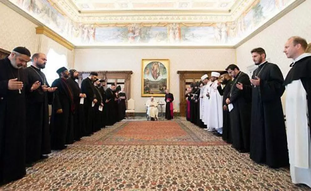 El Papa reunido con monjes ortodoxo-orientales alienta: “La cruz de Cristo sea la brújula que nos guíe a la plena unidad"