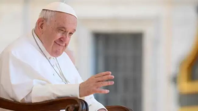 Reel con las enseanzas del Papa esta semana: La familia, la Santsima Trinidad y el Corpus Christi, misterio de amor