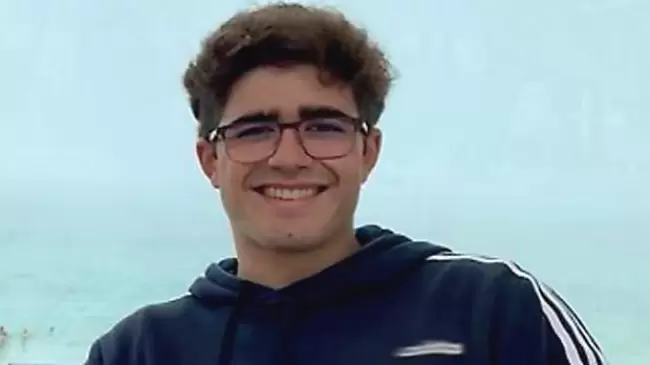 Joven fisioterapeuta afirma haber recibido del Espritu Santo el don de la fe por el poder de la oracin de alabanza