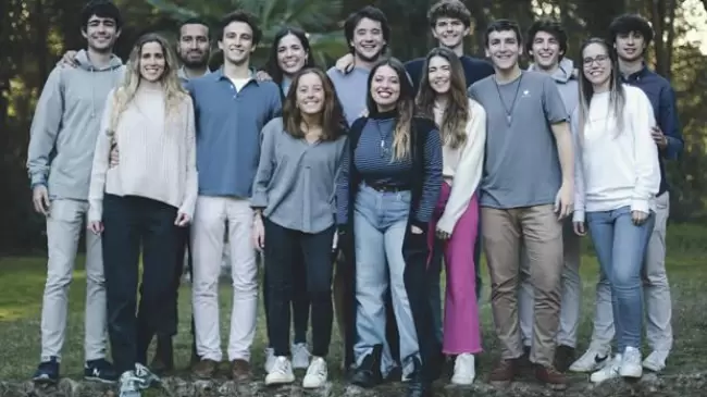 AUTE la apasionada iniciativa de jvenes para jvenes, que busca romper con la adoracin del yo optando por Cristo