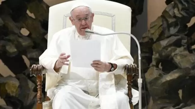Video: El Papa ensea sobre la eternidad de Dios Seor del tiempo y de la historia