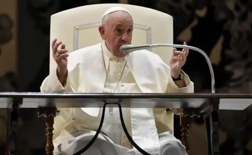 El Papa advierte a los seminaristas sobre la pornografía: "El diablo entra por ahí. Debilita el corazón sacerdotal"