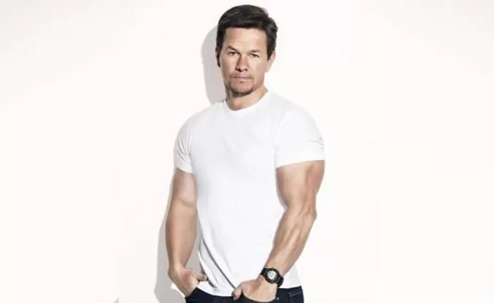 Mark Wahlberg comparte su famosa rutina. La oracin y el ayuno son lo primero de la lista