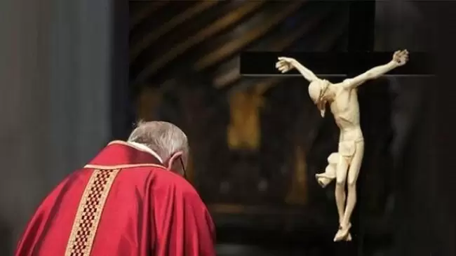 Transmisin online del Triduo Pascual 2023 junto al Papa Francisco