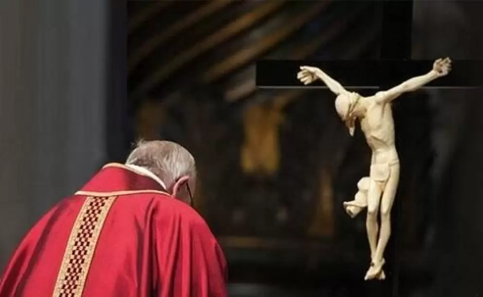 Transmisión online del Triduo Pascual 2023 junto al Papa Francisco