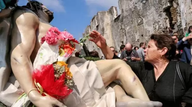 La Semana Santa convierte el alma. T decides: cristianos o paganos?