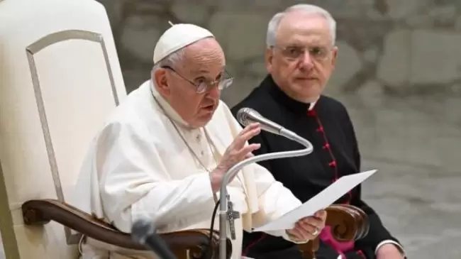 El Papa confa que lo vivido en la JMJ permita a muchos descubrir la llamada de Dios... al sacerdocio.