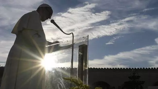 Fratello Solle, Motu Proprio de Papa Francisco que ordena el uso de energa solar en el Estado Vaticano