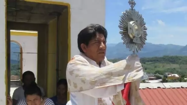 Sacerdote indigena asesinado