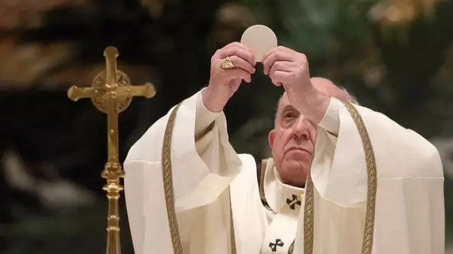 El liderazgo espiritual de Papa Francisco.