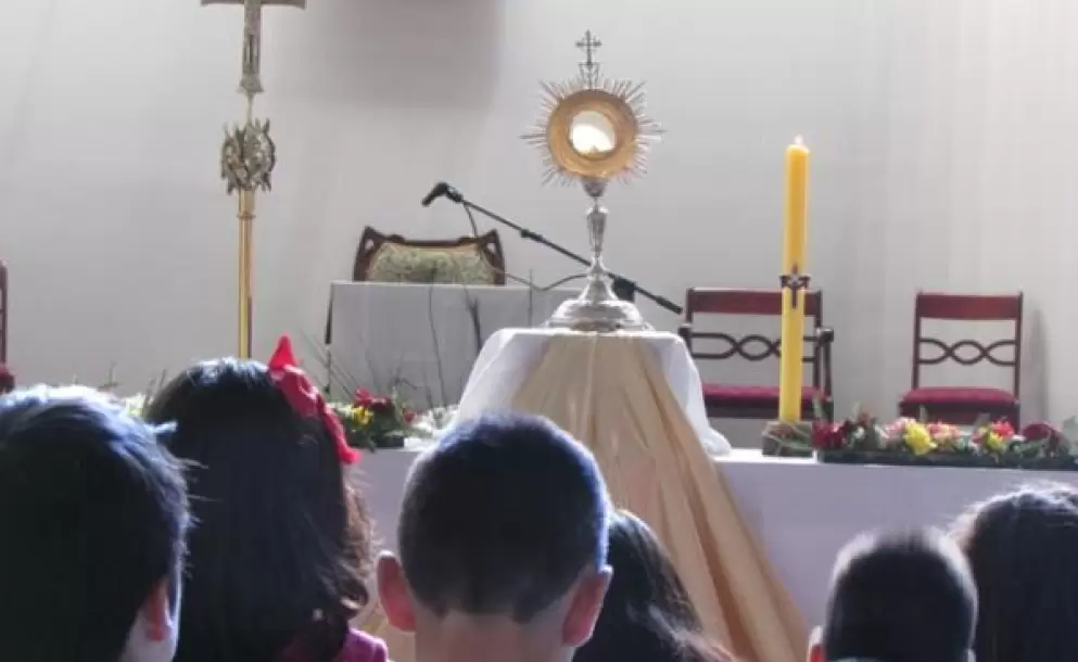 Adoradores del Cuerpo y la Sangre de Cristo