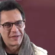 Famoso presentador de la televisi�n espa�ola afirma que el amor de su esposa le llev� a Cristo