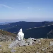 Cartujos: Silencio que diluye la dispersi�n y desnuda el vac�o de lo humano que solo Dios satisface