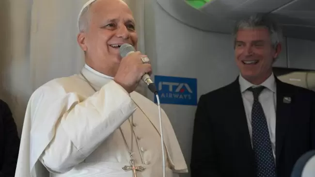 Papa Le�n XIV rechaza bendecir a parejas del mismo sexo y justificar la guerra