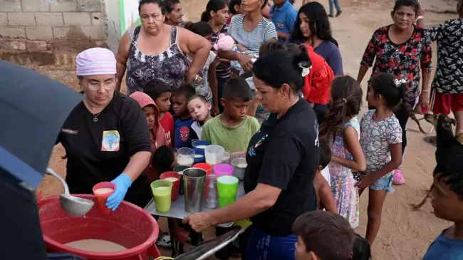En Venezuela contin�a imperando el mal denuncia Vatican News: "El 68% de las familias vive en la indigencia"