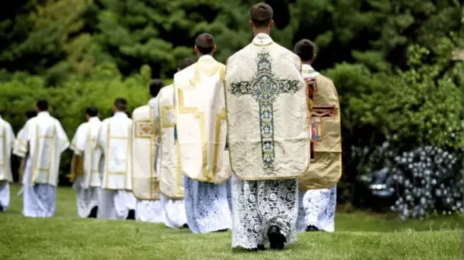 El Papa Le�n XIV excomulgar� a lefebvristas de la Sociedad San Pio X si resisten su prohibici�n de ordenar obispos