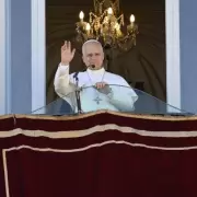 El Papa Le�n XIV inicia sus vacaciones en Castelgandolfo, "feliz de poder descansar, rezar, leer y hacer deporte"