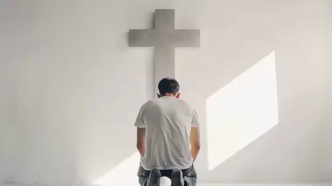 El hogar y la dulce cruz de James: Tras a�os de sacrificios para comprar su casa, Dios le ten�a reservada una sorpresa