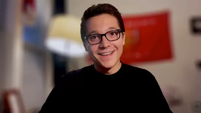 Un Youtuber que promov�a el agnosticismo testimonia su conversi�n a la fe cat�lica