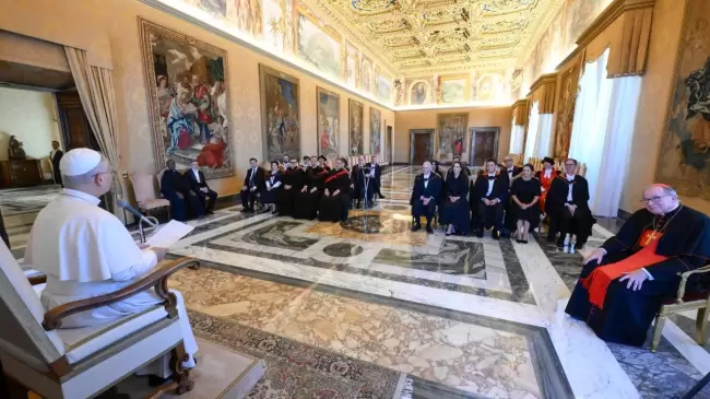 Le�n XIV valora el pensamiento de San John Henry Newman sobre la educaci�n. Texto completo